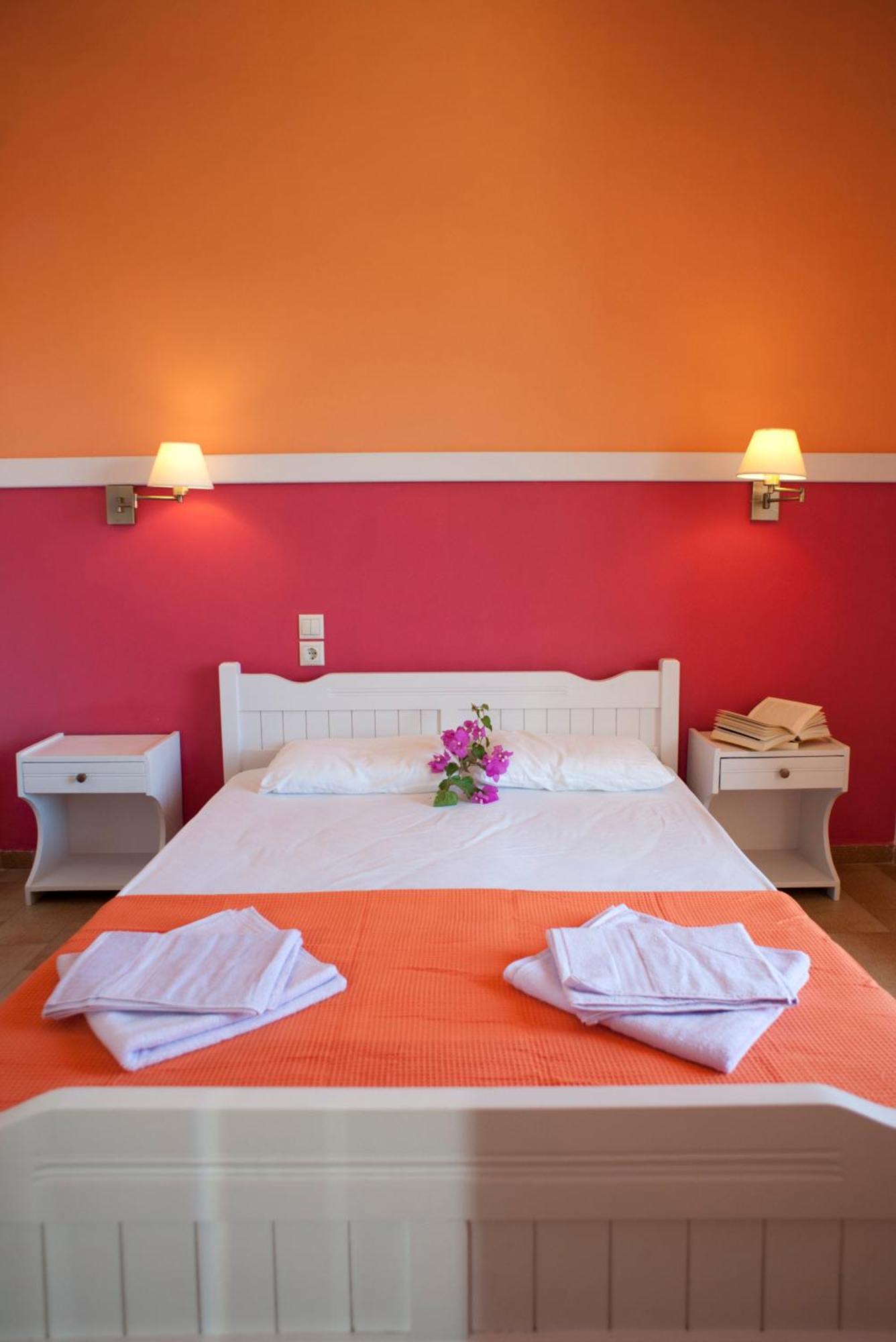 Nikolas Suites كاتو ذاراتسو الغرفة الصورة